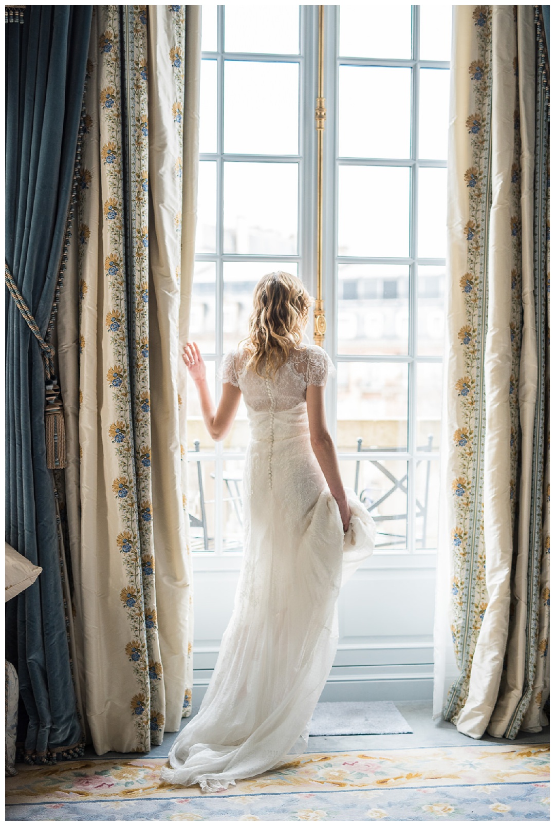 Roger Vivier Paris Wedding Campaign, Shangri la wedding, Paris wedding Photographer, roger vivier shoes bridal collection, Paris wedding, Paris elopement, fashion wedding photographer,